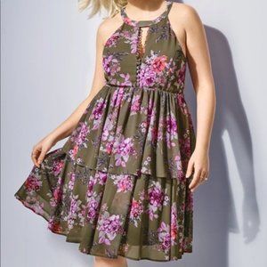 EUC🔹️Torrid Olive Floral Halter Ruffle Dress
